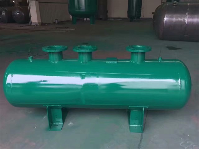 1679991473376569.jpeg 正安正安正安蒸汽分气缸1.jpeg